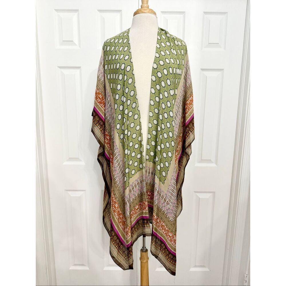 One Hundred Stars Short Kimono Jacket Olive Geo Tile